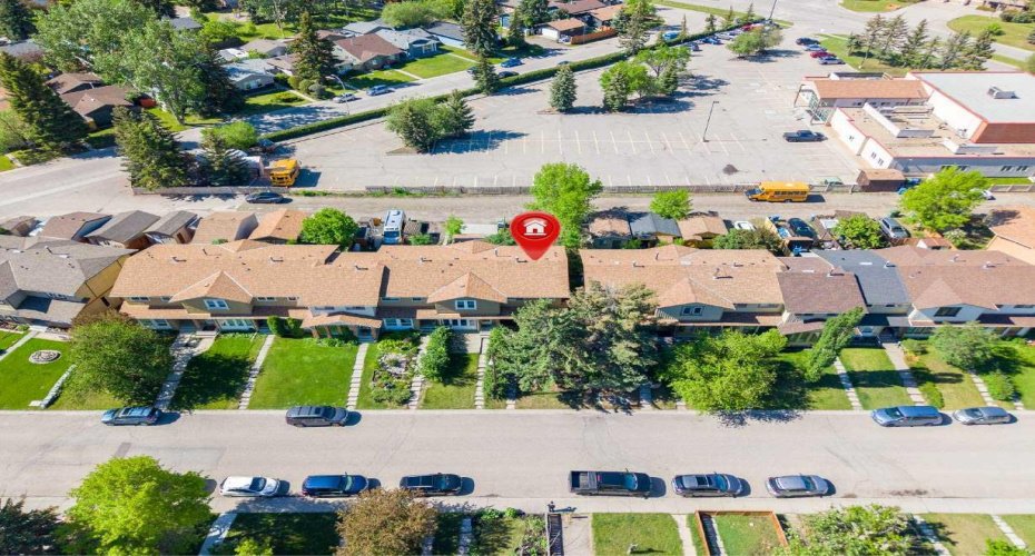 End Unit Townhouse