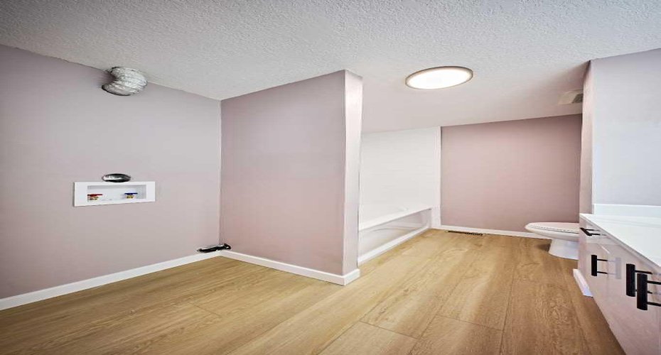 3644 Dover Ridge Drive, Calgary, Alberta T2B 2B4, 4 Bedroom Bedrooms, 0 ,2 BathroomBathrooms,Residential,For Sale,Dover Ridge,0,A2320523