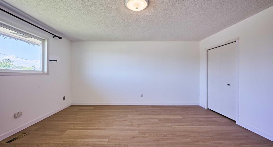 3644 Dover Ridge Drive, Calgary, Alberta T2B 2B4, 4 Bedroom Bedrooms, 0 ,2 BathroomBathrooms,Residential,For Sale,Dover Ridge,0,A2320523