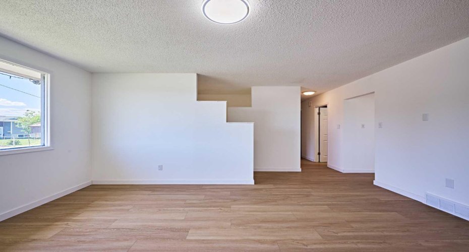 3644 Dover Ridge Drive, Calgary, Alberta T2B 2B4, 4 Bedroom Bedrooms, 0 ,2 BathroomBathrooms,Residential,For Sale,Dover Ridge,0,A2320523