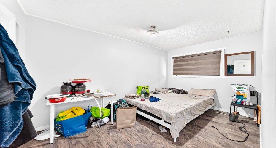 208 Temple Close, Calgary, Alberta T1Y 3B6, 10 Bedroom Bedrooms, 0 ,3 BathroomBathrooms,Residential,For Sale,Temple,0,A2325989