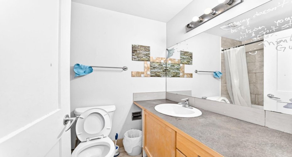 208 Temple Close, Calgary, Alberta T1Y 3B6, 10 Bedroom Bedrooms, 0 ,3 BathroomBathrooms,Residential,For Sale,Temple,0,A2325989