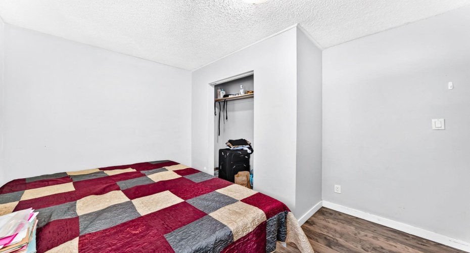 208 Temple Close, Calgary, Alberta T1Y 3B6, 10 Bedroom Bedrooms, 0 ,3 BathroomBathrooms,Residential,For Sale,Temple,0,A2325989