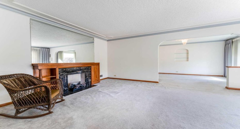 1122 9 Street, Calgary, Alberta T2M3K8, 5 Bedroom Bedrooms, 0 ,2 BathroomBathrooms,Residential,For Sale,9,0,A2326988