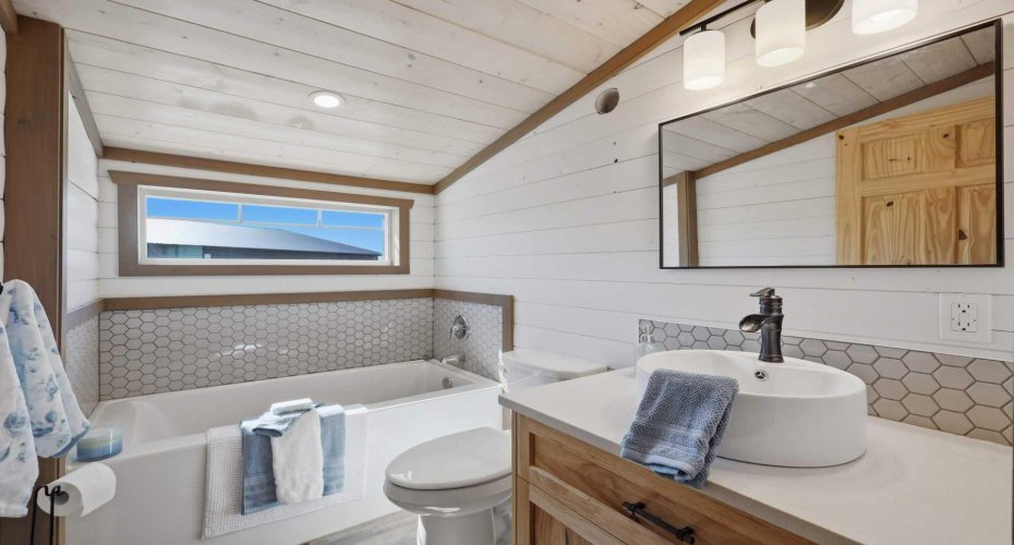 434033 Range Road 32, Rural Ponoka County, Alberta T0C 0M0, 3 Bedroom Bedrooms, 0 ,2 BathroomBathrooms,Agri-business,For Sale,Range Road 32,0,A2327393