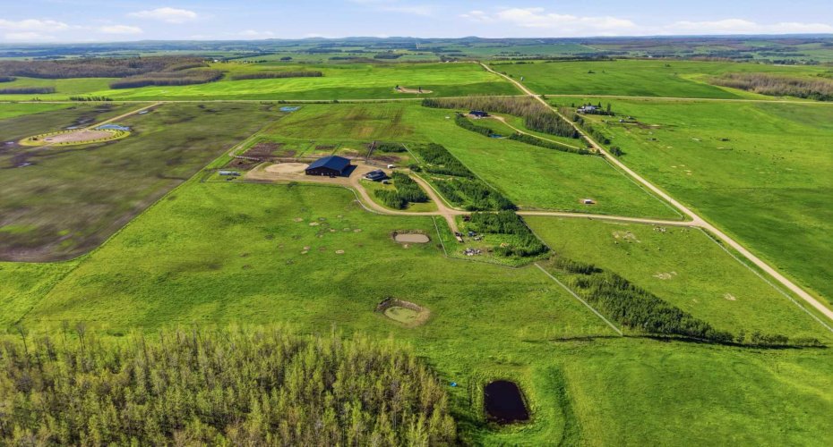 434033 Range Road 32, Rural Ponoka County, Alberta T0C 0M0, 3 Bedroom Bedrooms, 0 ,2 BathroomBathrooms,Agri-business,For Sale,Range Road 32,0,A2327393