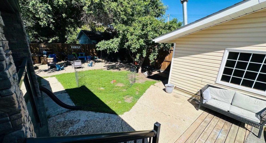 82 Villa Street, Drumheller, Alberta T0J0Y1, 5 Bedroom Bedrooms, 0 ,2 BathroomBathrooms,Residential,For Sale,Villa Street,0,A2327493