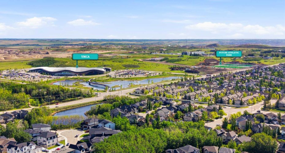 Exceptional location offers convenient access to recreation, nature, and city amenities.