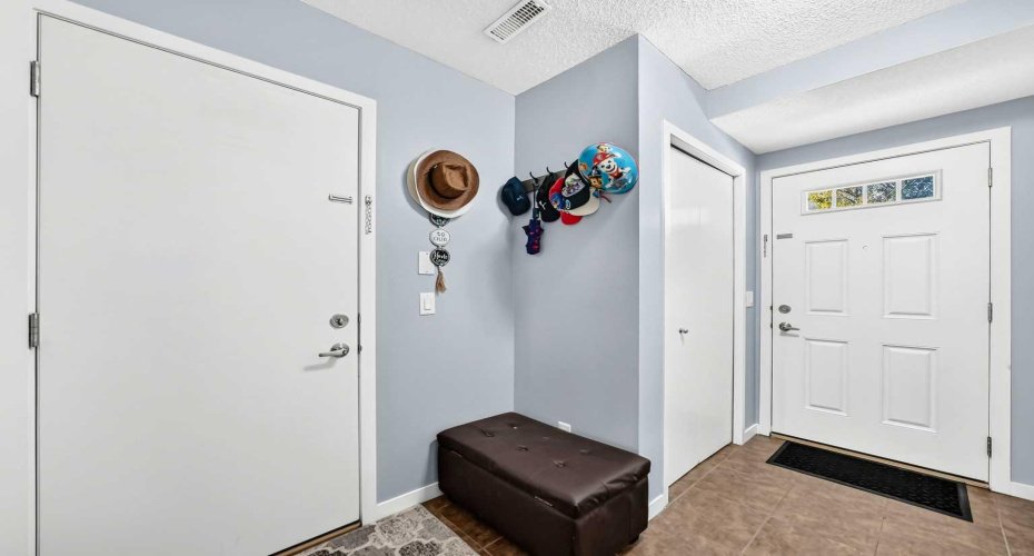 1907 Copperfield Boulevard, Calgary, Alberta T2Z 0Y8, 2 Bedroom Bedrooms, 0 ,3 BathroomBathrooms,Residential,For Sale,Copperfield,0,A2327754