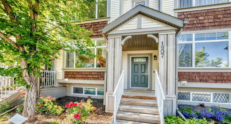 1907 Copperfield Boulevard, Calgary, Alberta T2Z 0Y8, 2 Bedroom Bedrooms, 0 ,3 BathroomBathrooms,Residential,For Sale,Copperfield,0,A2327754