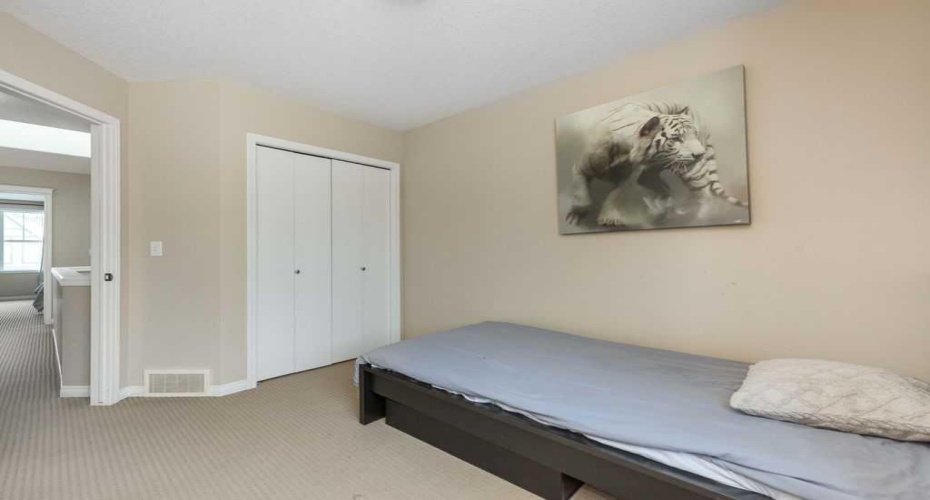 1005 NEW BRIGHTON Gardens, Calgary, Alberta T2Z0Y1, 4 Bedroom Bedrooms, 0 ,3 BathroomBathrooms,Residential,For Sale,NEW BRIGHTON,0,A2327813