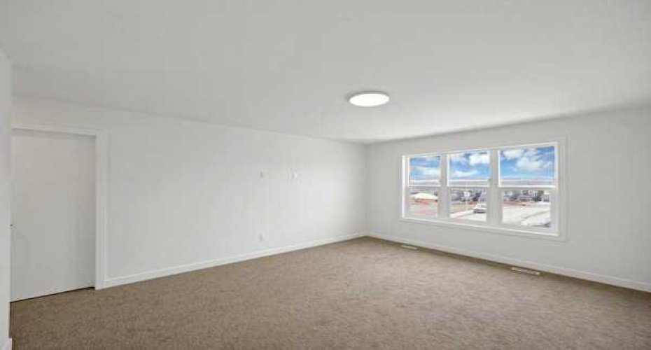 82 Heritage Circle, Cochrane, Alberta T4C 3G9, 3 Bedrooms Bedrooms, ,3 BathroomsBathrooms,Residential,For Sale,Heritage,A2327836