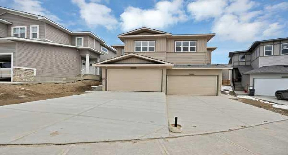 82 Heritage Circle, Cochrane, Alberta T4C 3G9, 3 Bedrooms Bedrooms, ,3 BathroomsBathrooms,Residential,For Sale,Heritage,A2327836