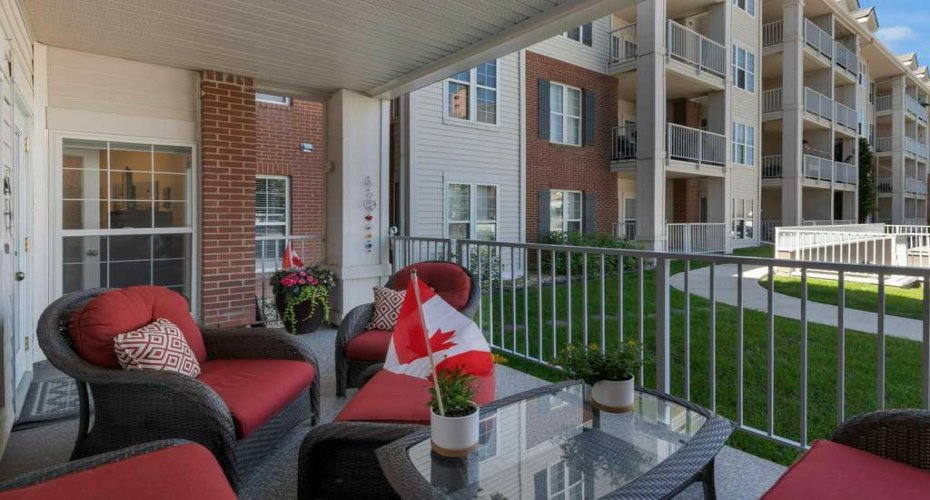 151 Country Village Road, Calgary, Alberta T3K 5X5, 1 Bedroom Bedrooms, 0 ,1 BathroomBathrooms,Residential,For Sale,Country Village,0,A2326664