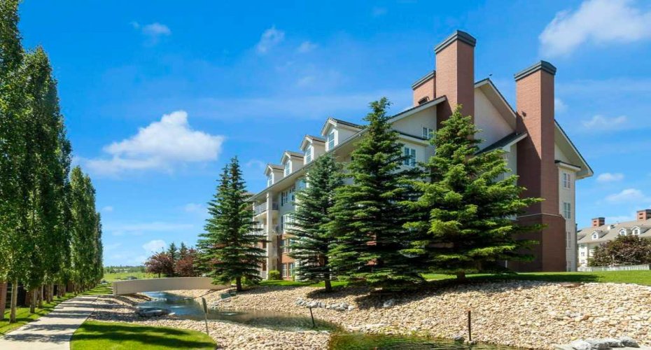 151 Country Village Road, Calgary, Alberta T3K 5X5, 1 Bedroom Bedrooms, 0 ,1 BathroomBathrooms,Residential,For Sale,Country Village,0,A2326664