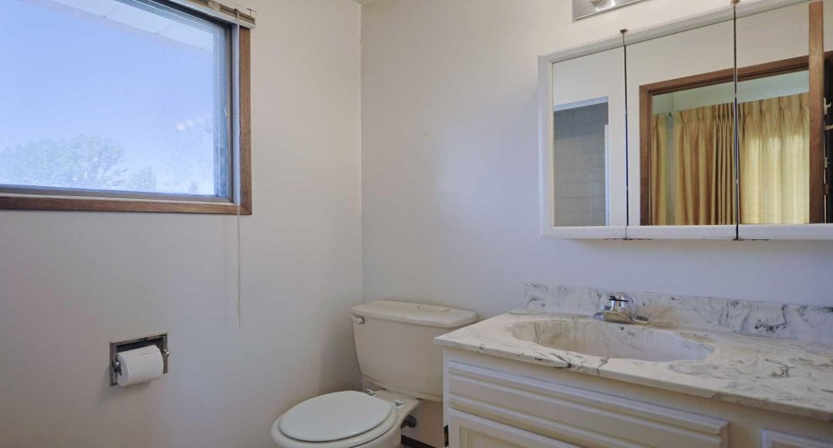 6019 Dalcastle Crescent, Calgary, Alberta T3A 1R7, 5 Bedroom Bedrooms, 0 ,3 BathroomBathrooms,Residential,For Sale,Dalcastle,0,A2326674