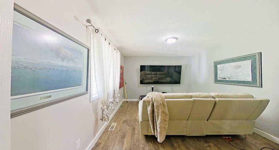 125 10 Street, Canyon Creek, Alberta T0G 0M0, 4 Bedroom Bedrooms, 0 ,2 BathroomBathrooms,Residential,For Sale,10,0,A2326758