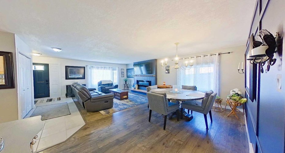 125 10 Street, Canyon Creek, Alberta T0G 0M0, 4 Bedroom Bedrooms, 0 ,2 BathroomBathrooms,Residential,For Sale,10,0,A2326758
