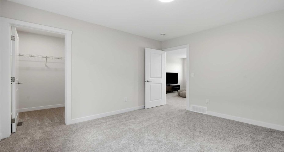 7 Verdure Gate, Calgary, Alberta T2Y 1C4, 4 Bedroom Bedrooms, 0 ,3 BathroomBathrooms,Residential,For Sale,Verdure,0,A2326787