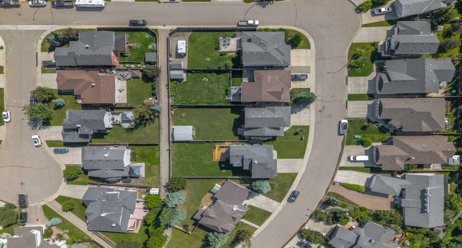 759 Stonehaven Drive, Carstairs, Alberta T0M 0N0, 3 Bedroom Bedrooms, 0 ,3 BathroomBathrooms,Residential,For Sale,Stonehaven,0,A2326799