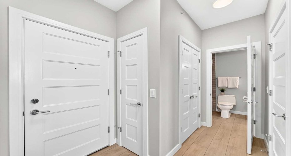 80 Greenbriar Place, Calgary, Alberta T3B 6J4, 1 Bedroom Bedrooms, 0 ,1 BathroomBathrooms,Residential,For Sale,Greenbriar,0,A2326828