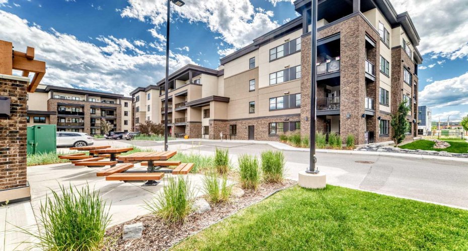 80 Greenbriar Place, Calgary, Alberta T3B 6J4, 1 Bedroom Bedrooms, 0 ,1 BathroomBathrooms,Residential,For Sale,Greenbriar,0,A2326828