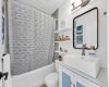 Full main floor bathroom