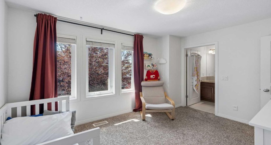 614 Auburn Bay Square, Calgary, Alberta T3M 0Y9, 2 Bedroom Bedrooms, 0 ,3 BathroomBathrooms,Residential,For Sale,Auburn Bay,0,A2326874