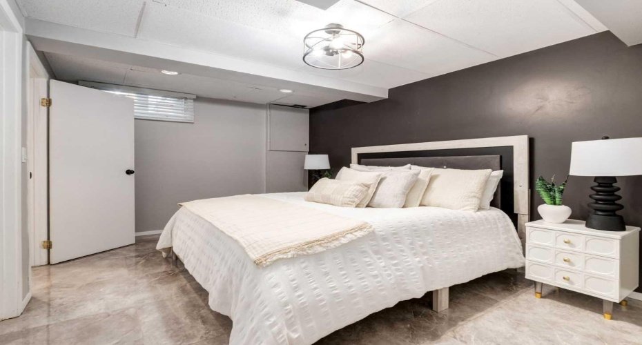 425 Woodland Crescent, Calgary, Alberta T2J1J7, 5 Bedroom Bedrooms, 0 ,2 BathroomBathrooms,Residential,For Sale,Woodland,0,A2326875