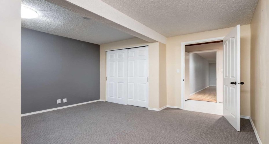 425 Woodland Crescent, Calgary, Alberta T2J1J7, 5 Bedroom Bedrooms, 0 ,2 BathroomBathrooms,Residential,For Sale,Woodland,0,A2326875