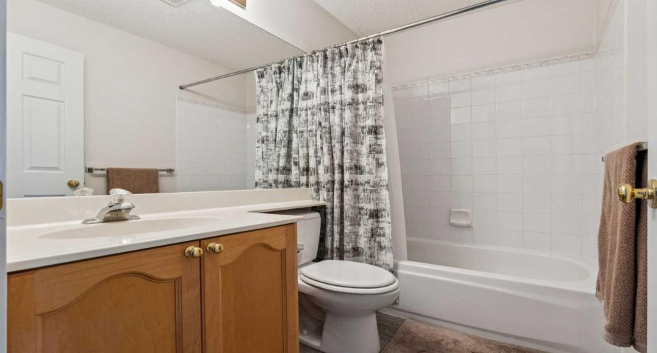 7171 Coach Hill Road, Calgary, Alberta T3H 3R7, 2 Bedroom Bedrooms, 0 ,2 BathroomBathrooms,Residential,For Sale,Coach Hill,0,A2326921