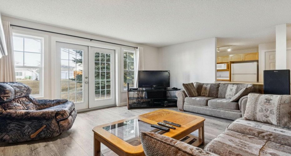7171 Coach Hill Road, Calgary, Alberta T3H 3R7, 2 Bedroom Bedrooms, 0 ,2 BathroomBathrooms,Residential,For Sale,Coach Hill,0,A2326921
