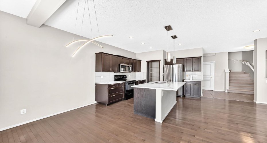 277 Saddlecrest Way, Calgary, Alberta T3J5N3, 4 Bedroom Bedrooms, 0 ,4 BathroomBathrooms,Residential,For Sale,Saddlecrest,0,A2326945