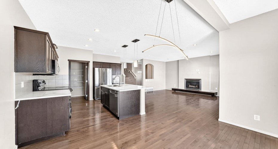 277 Saddlecrest Way, Calgary, Alberta T3J5N3, 4 Bedroom Bedrooms, 0 ,4 BathroomBathrooms,Residential,For Sale,Saddlecrest,0,A2326945