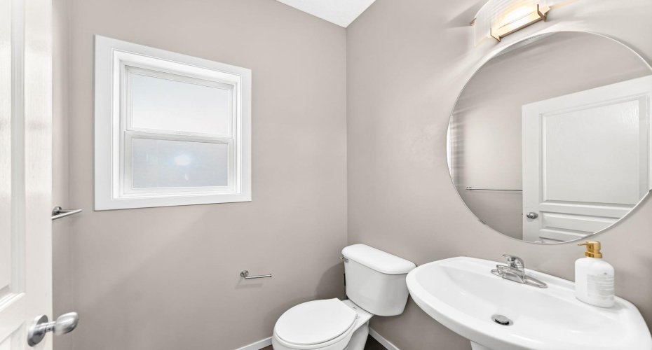 277 Saddlecrest Way, Calgary, Alberta T3J5N3, 4 Bedroom Bedrooms, 0 ,4 BathroomBathrooms,Residential,For Sale,Saddlecrest,0,A2326945