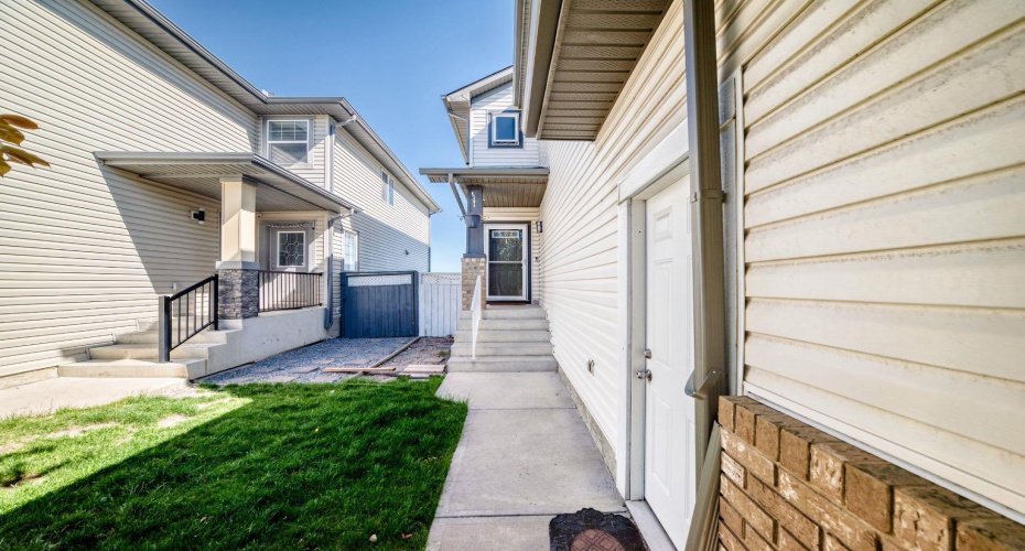 277 Saddlecrest Way, Calgary, Alberta T3J5N3, 4 Bedroom Bedrooms, 0 ,4 BathroomBathrooms,Residential,For Sale,Saddlecrest,0,A2326945
