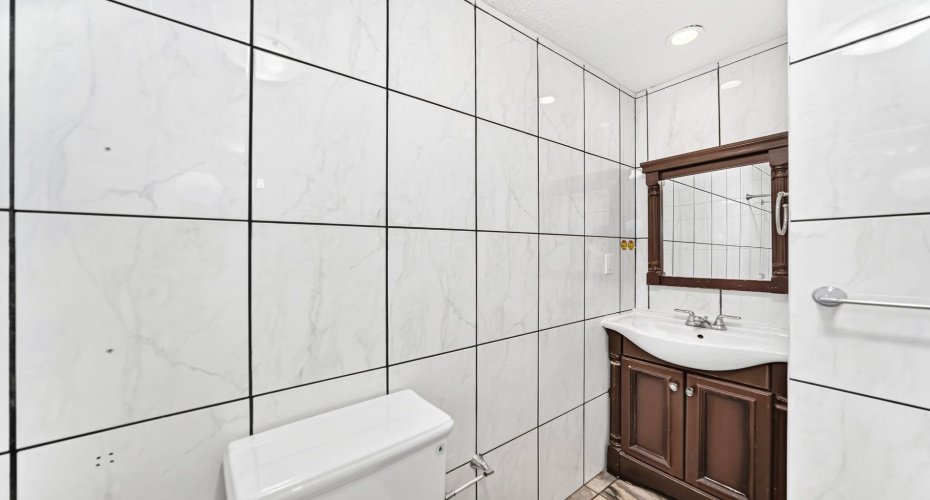 277 Saddlecrest Way, Calgary, Alberta T3J5N3, 4 Bedroom Bedrooms, 0 ,4 BathroomBathrooms,Residential,For Sale,Saddlecrest,0,A2326945