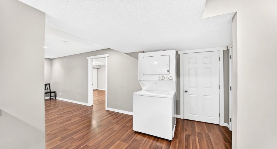 277 Saddlecrest Way, Calgary, Alberta T3J5N3, 4 Bedroom Bedrooms, 0 ,4 BathroomBathrooms,Residential,For Sale,Saddlecrest,0,A2326945