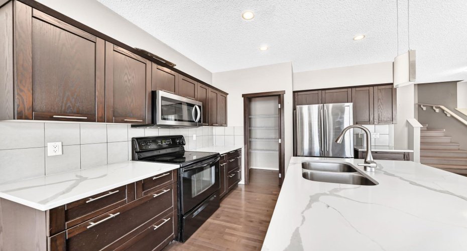 277 Saddlecrest Way, Calgary, Alberta T3J5N3, 4 Bedroom Bedrooms, 0 ,4 BathroomBathrooms,Residential,For Sale,Saddlecrest,0,A2326945