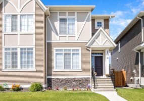 30 WOLF Crescent, Okotoks, Alberta T1S 5V2, 3 Bedrooms Bedrooms, ,4 BathroomsBathrooms,Residential,For Sale,WOLF,A2327045 30 WOLF Crescent, Okotoks, Alberta T1S 5V2, 3 Bedrooms Bedrooms, ,4 BathroomsBathrooms,Residential,For Sale,WOLF,A2327045