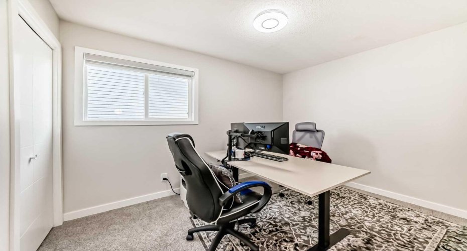 6712 23 Avenue, Calgary, Alberta T1Y1V4, 5 Bedroom Bedrooms, 0 ,3 BathroomBathrooms,Residential,For Sale,23,0,A2327055