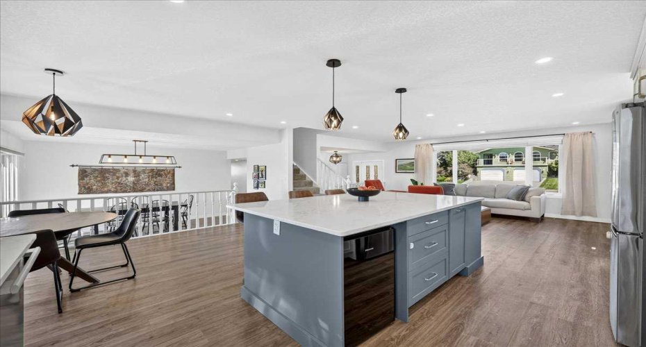 7327 Silver Springs Road, Calgary, Alberta T3B 3X1, 4 Bedroom Bedrooms, 0 ,3 BathroomBathrooms,Residential,For Sale,Silver Springs,0,A2327082