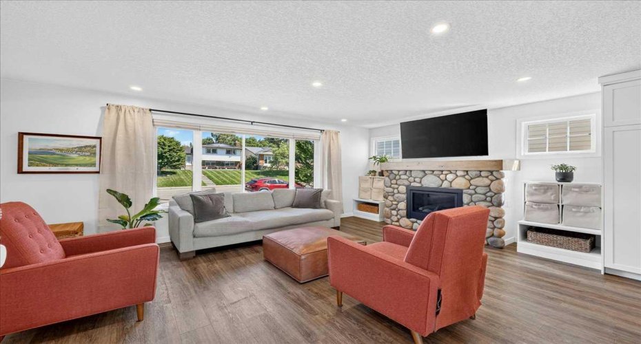 7327 Silver Springs Road, Calgary, Alberta T3B 3X1, 4 Bedroom Bedrooms, 0 ,3 BathroomBathrooms,Residential,For Sale,Silver Springs,0,A2327082