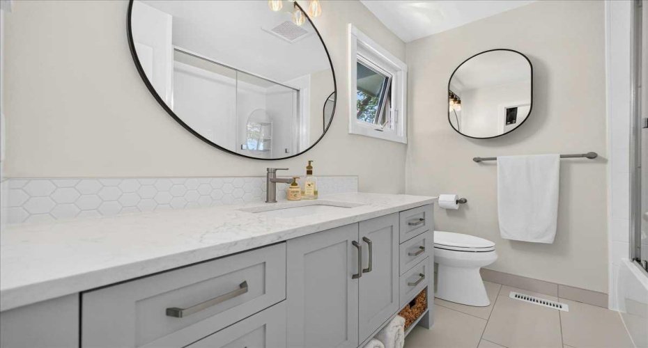 7327 Silver Springs Road, Calgary, Alberta T3B 3X1, 4 Bedroom Bedrooms, 0 ,3 BathroomBathrooms,Residential,For Sale,Silver Springs,0,A2327082