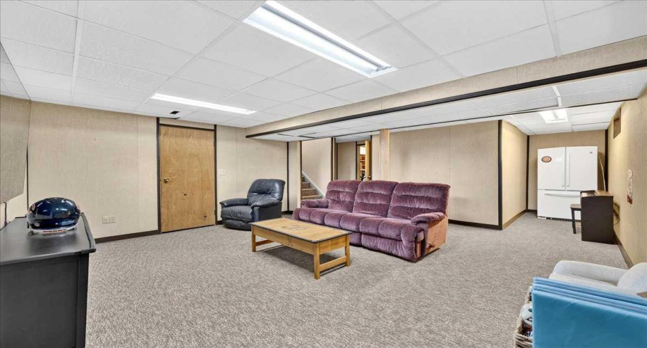 7327 Silver Springs Road, Calgary, Alberta T3B 3X1, 4 Bedroom Bedrooms, 0 ,3 BathroomBathrooms,Residential,For Sale,Silver Springs,0,A2327082