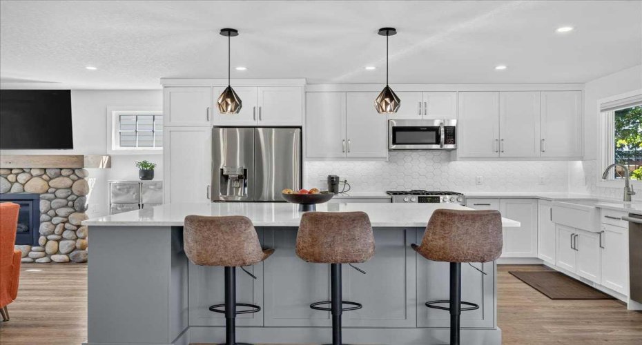 7327 Silver Springs Road, Calgary, Alberta T3B 3X1, 4 Bedroom Bedrooms, 0 ,3 BathroomBathrooms,Residential,For Sale,Silver Springs,0,A2327082
