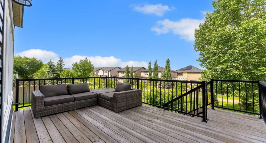 83 Ravenscroft Close, Airdrie, Alberta T4A 0M1, 3 Bedroom Bedrooms, 0 ,3 BathroomBathrooms,Residential,For Sale,Ravenscroft,0,A2327090