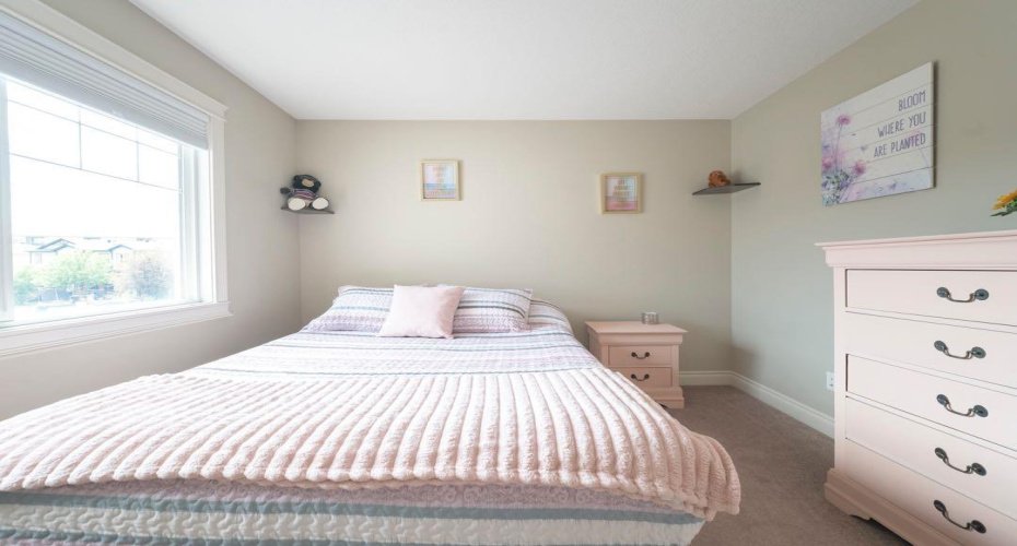 188 Merganser Crescent, Fort McMurray, Alberta T9K 0P1, 5 Bedroom Bedrooms, 0 ,4 BathroomBathrooms,Residential,For Sale,Merganser,0,A2327117