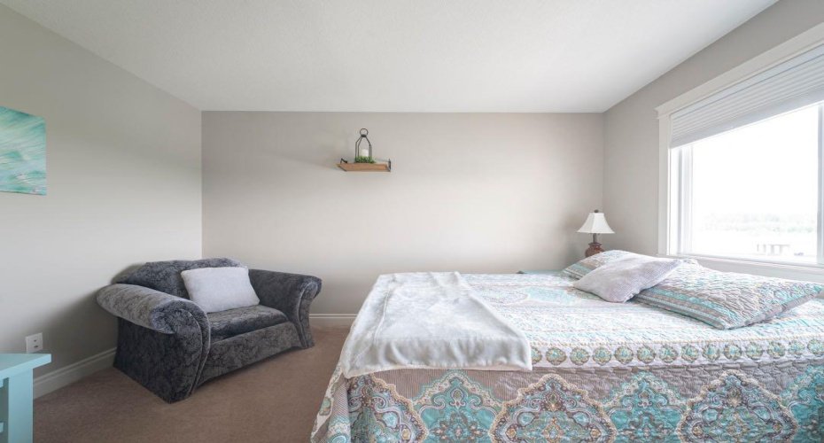 188 Merganser Crescent, Fort McMurray, Alberta T9K 0P1, 5 Bedroom Bedrooms, 0 ,4 BathroomBathrooms,Residential,For Sale,Merganser,0,A2327117
