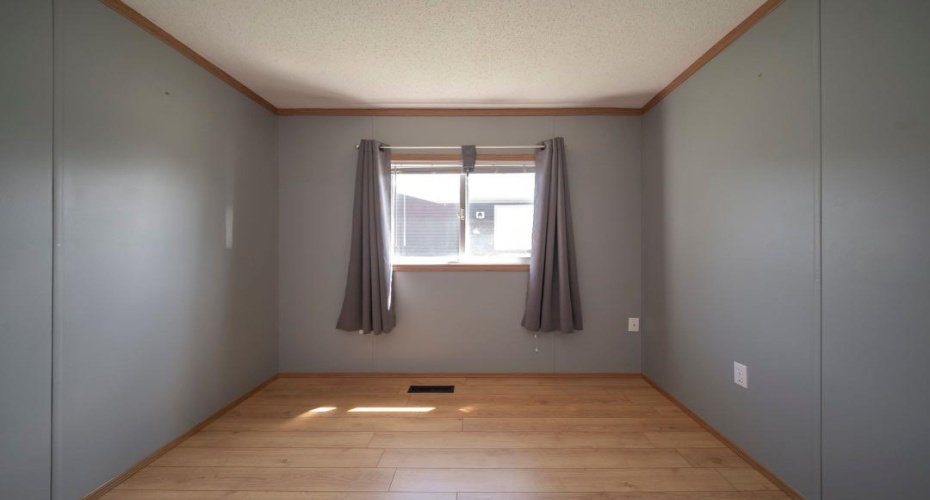 125 Greenwich Lane, Fort McMurray, Alberta T9H 3Z2, 3 Bedroom Bedrooms, 0 ,2 BathroomBathrooms,Residential,For Sale,Greenwich,0,A2327121